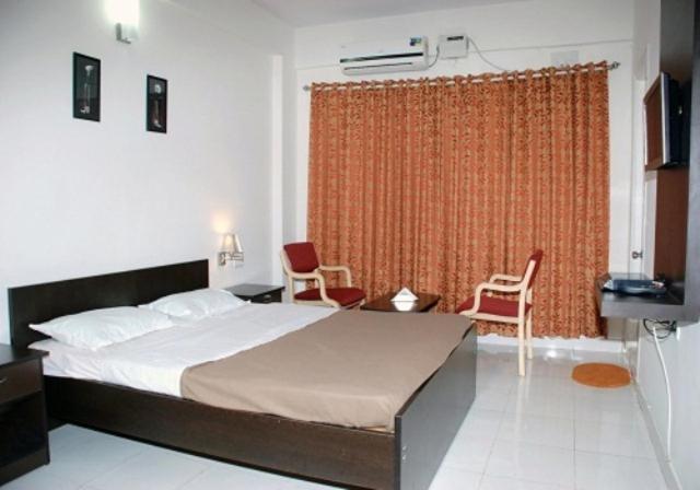 Maple Inn Budget Hotel Бангалор Номер фото