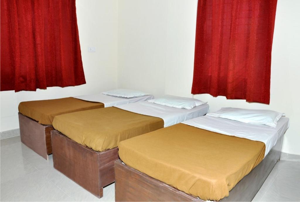 Maple Inn Budget Hotel Бангалор Экстерьер фото